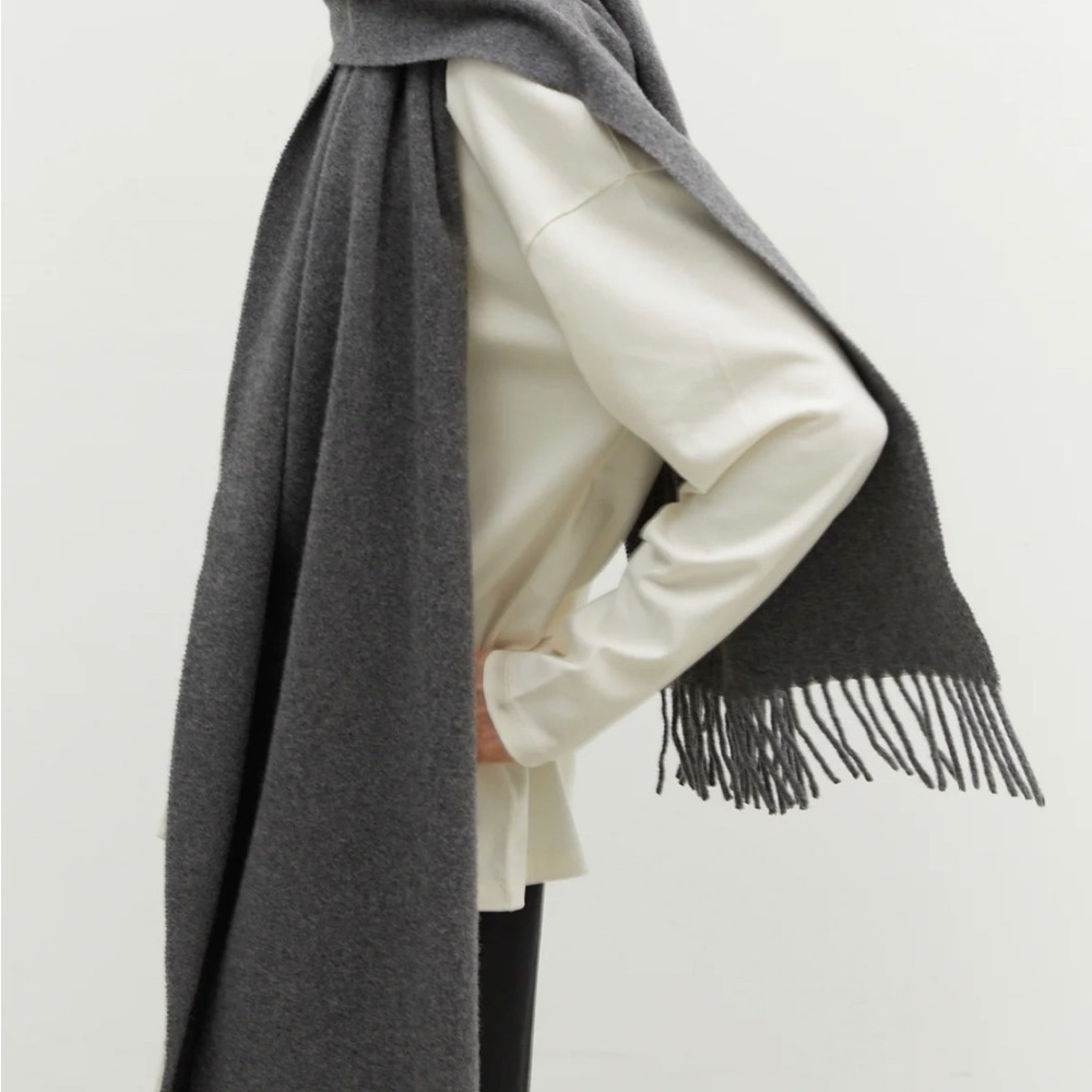 The Slow Label Woven Scarf